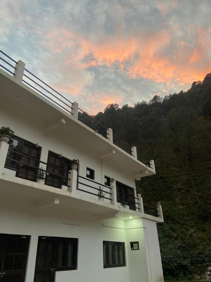 Chirag Homestay Kainchi ไนนิตาล ภายนอก รูปภาพ